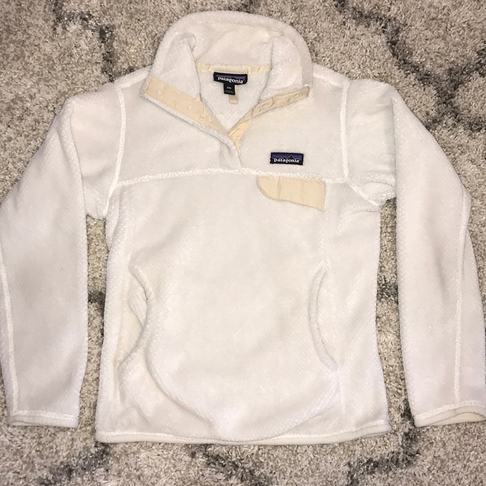 Patagonia white fleece jacket